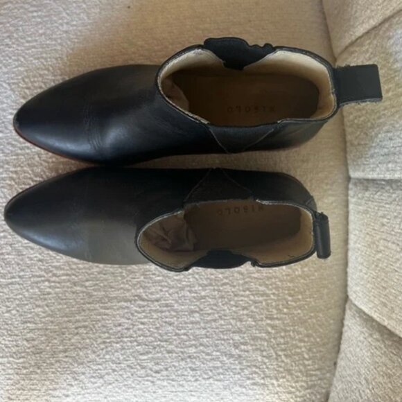 Nisolo Chelsea Boot - Picture 5 of 9